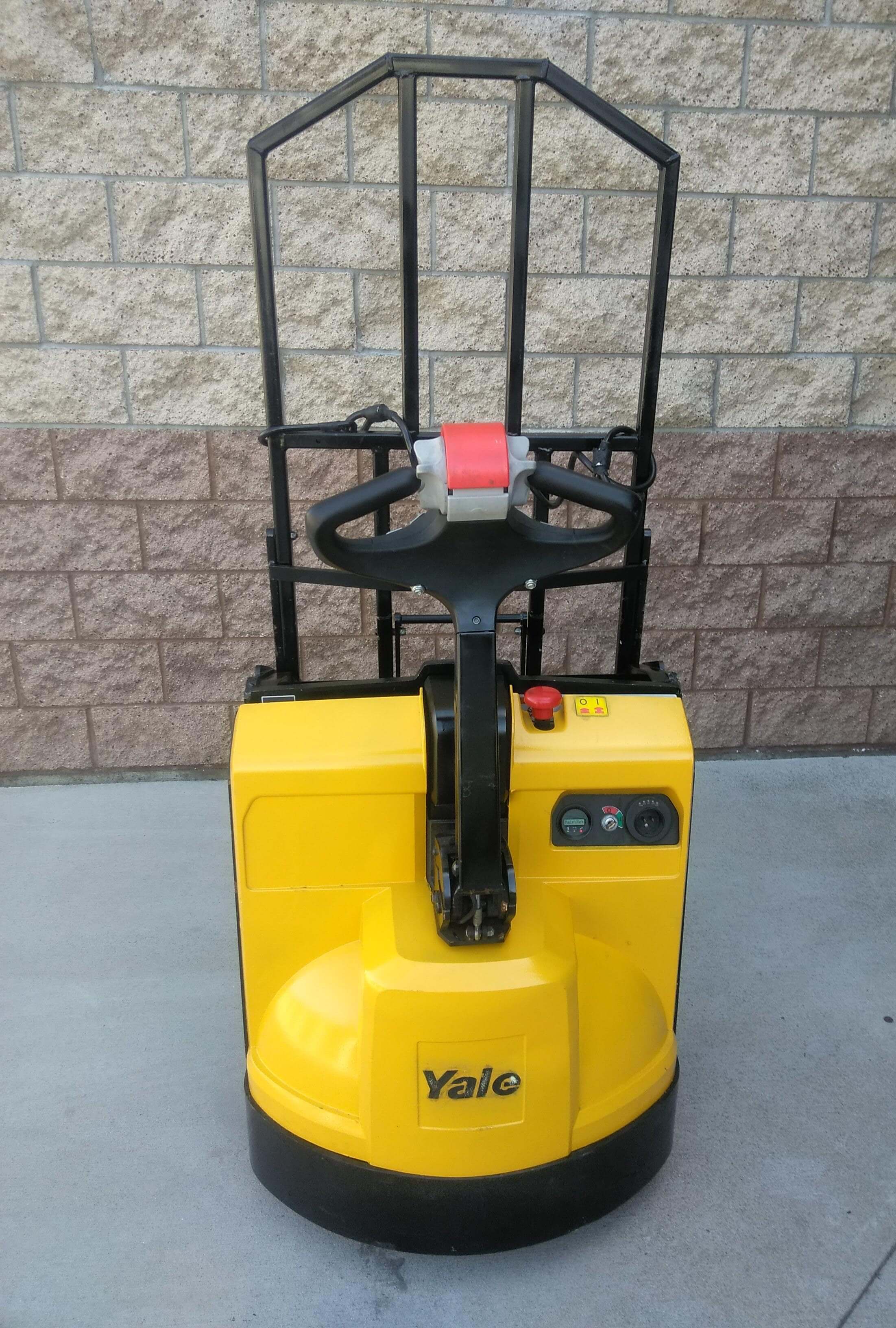 2015 Yale Electric Pallet Truck for sale - L & L Forklifts