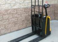 Yale Electric Pallet Truck 03